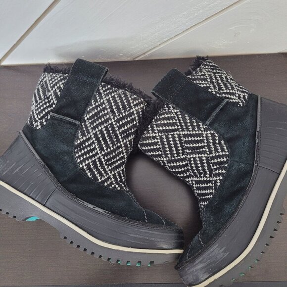 Sorel Youth Boy's Suede Winter Boots Size 4 Faux Fur Lined Check Pattern JPT - Picture 7 of 10